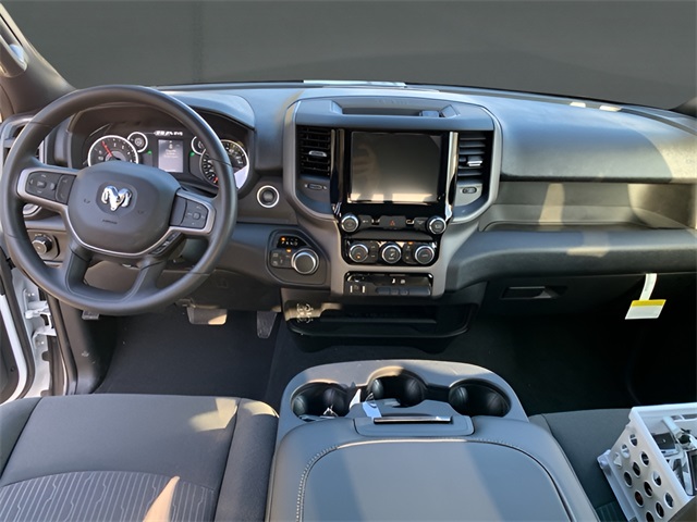 Vehicle image 16 of 39