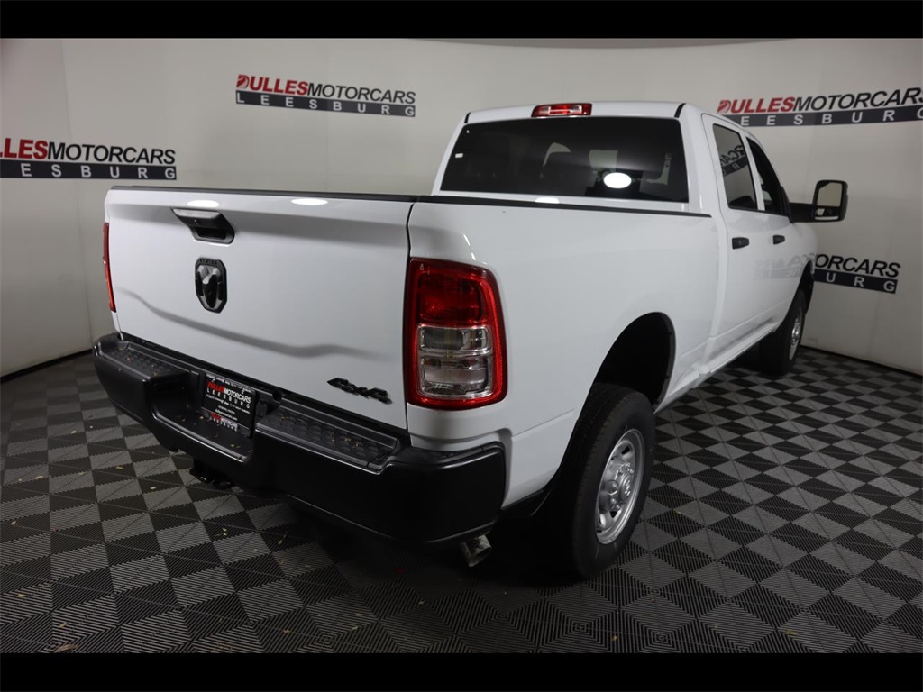 Vehicle image 5 of 24