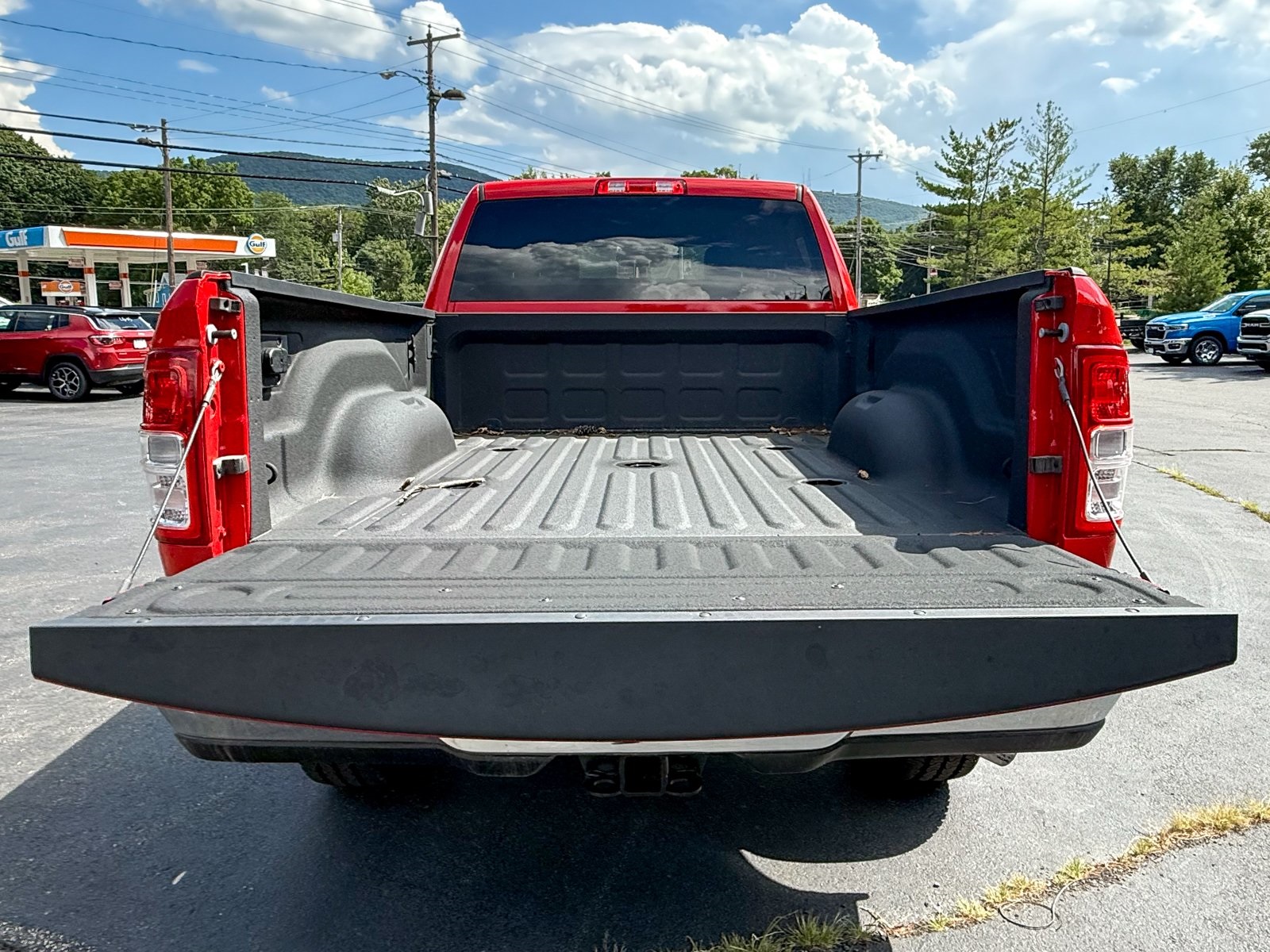 Vehicle image 12 of 38