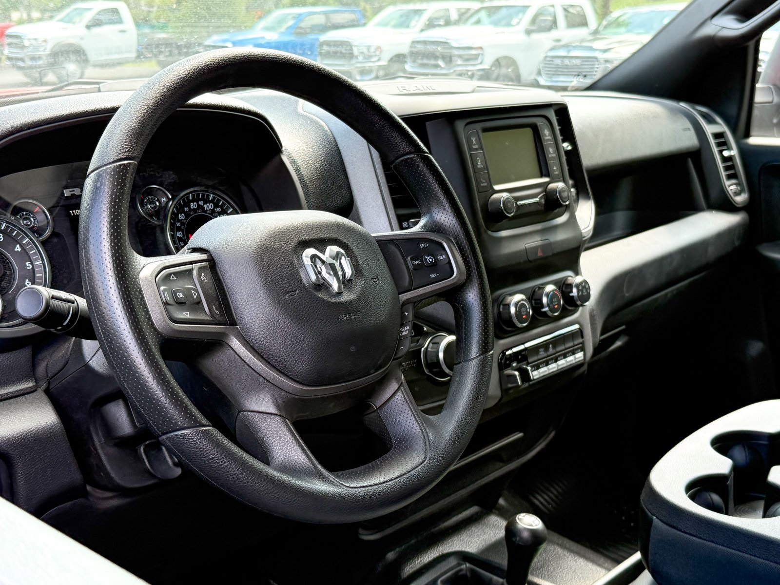 Vehicle image 19 of 38