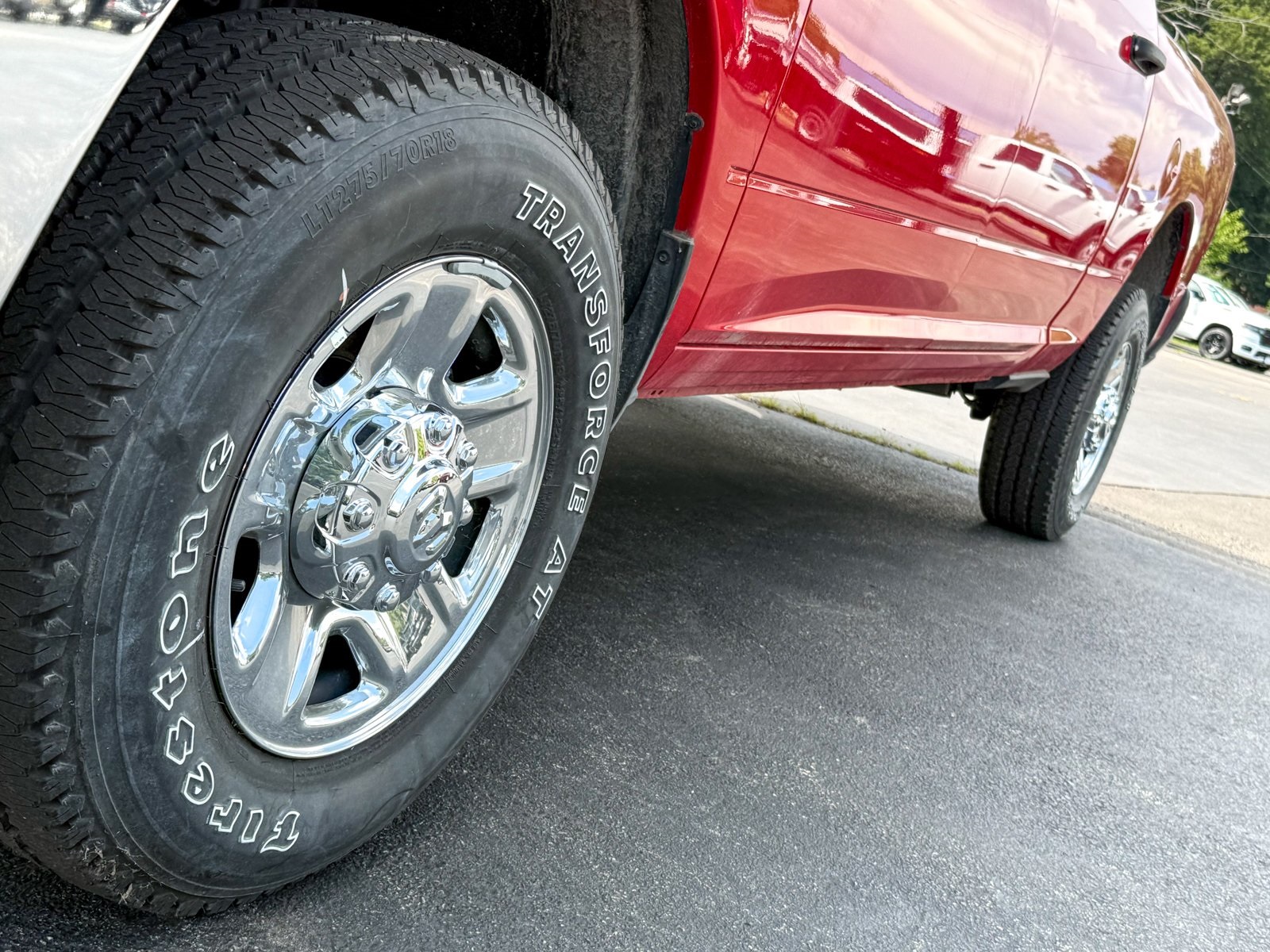 Vehicle image 10 of 38