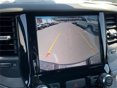 Vehicle image 22 of 34