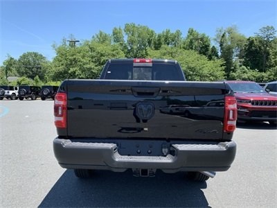 Vehicle image 6 of 34