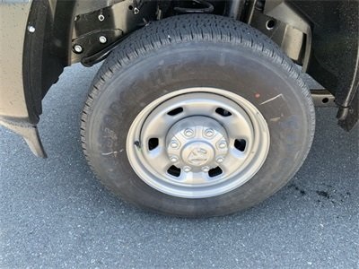 Vehicle image 11 of 34