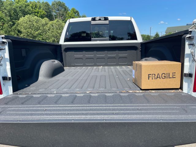 Vehicle image 13 of 29