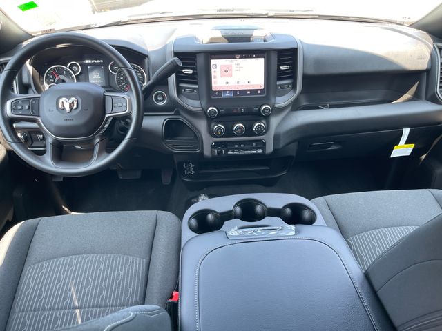 Vehicle image 16 of 29
