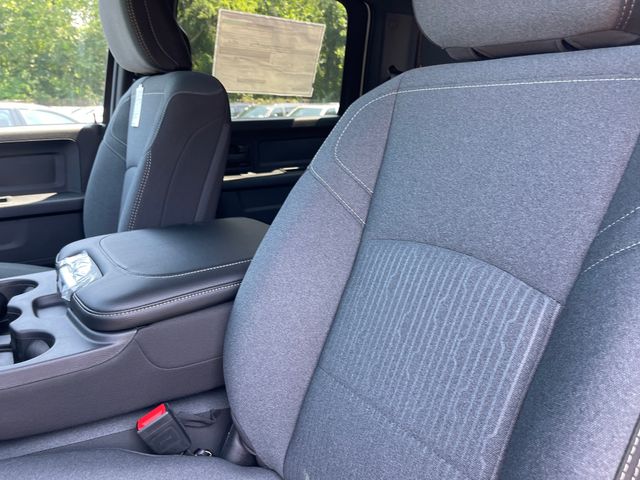 Vehicle image 26 of 29