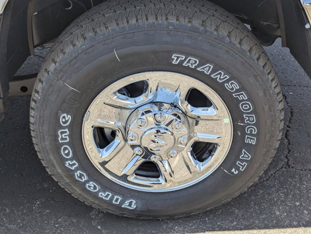 Vehicle image 6 of 19