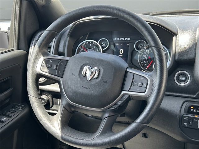 Vehicle image 29 of 31
