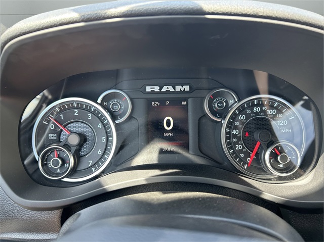 Vehicle image 19 of 31