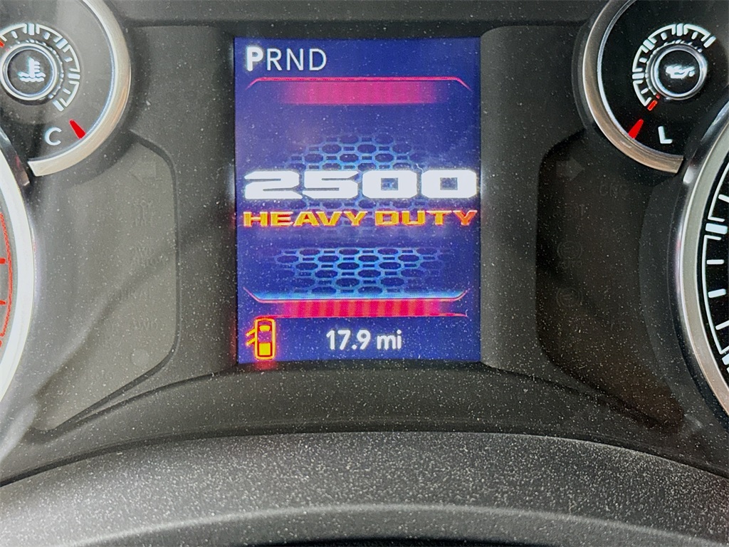 Vehicle image 12 of 32