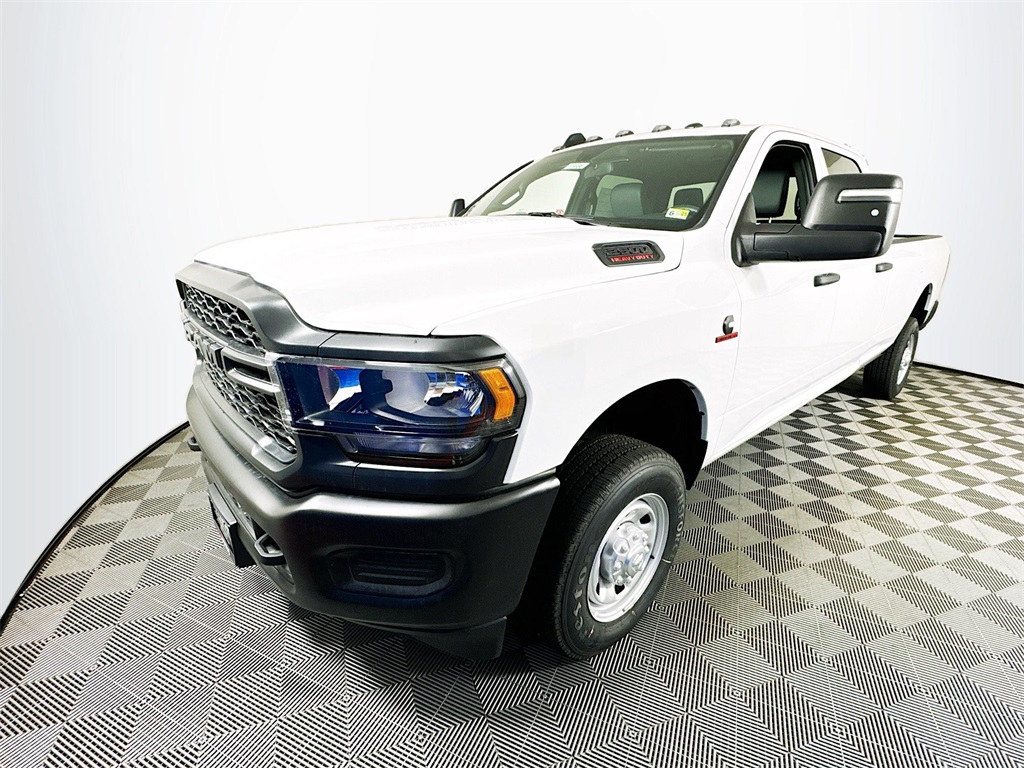 Vehicle image 1 of 32