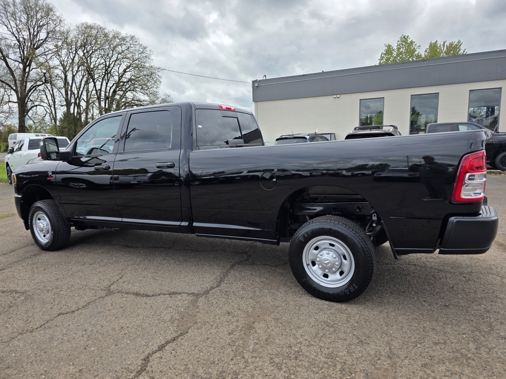 Vehicle image 10 of 35