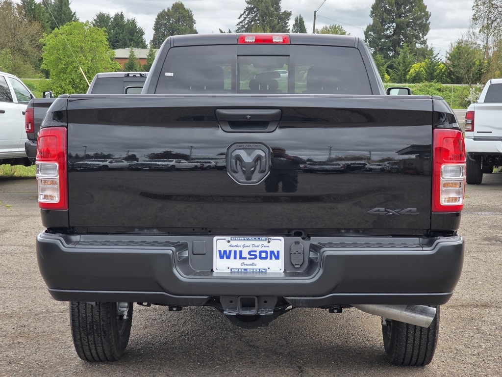 Vehicle image 9 of 35