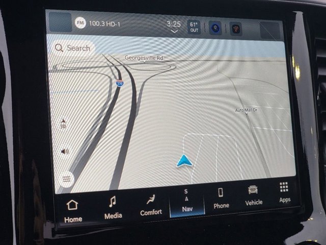 Vehicle image 21 of 32