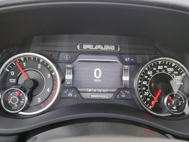 Vehicle image 18 of 32