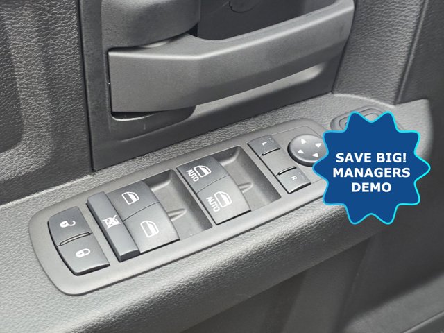 Vehicle image 24 of 31