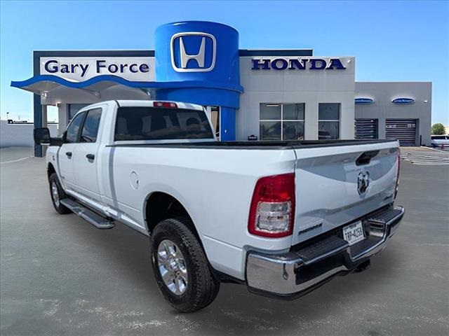 2024 Ram 3500 Big Horn Image 3 of 24