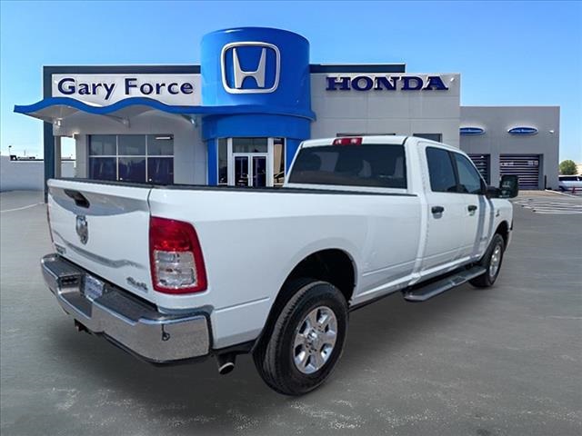 2024 Ram 3500 Big Horn Image 3 of 25