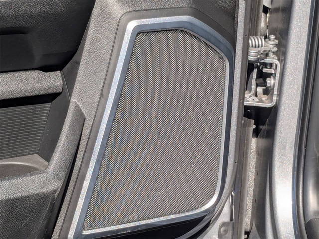 Vehicle image 42 of 43