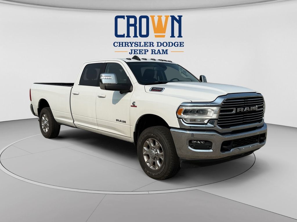 2024 Ram 3500 Laramie Image 3 of 27