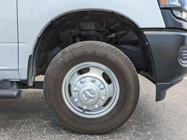 2024 Ram 3500 Tradesman Image 9 of 25
