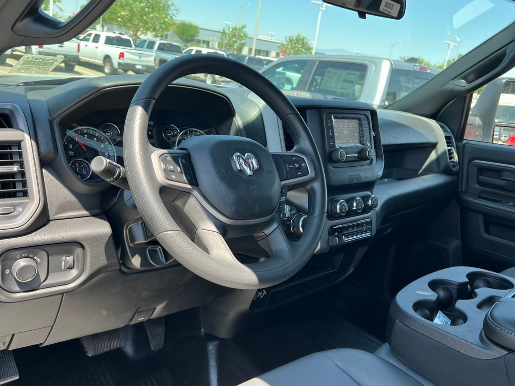 2024 Ram 3500 Tradesman Image 12 of 34