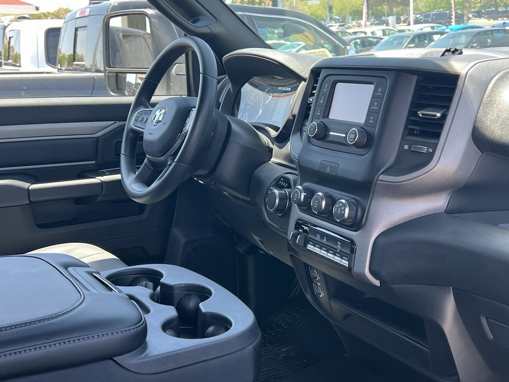 2024 Ram 3500 Tradesman Image 15 of 34