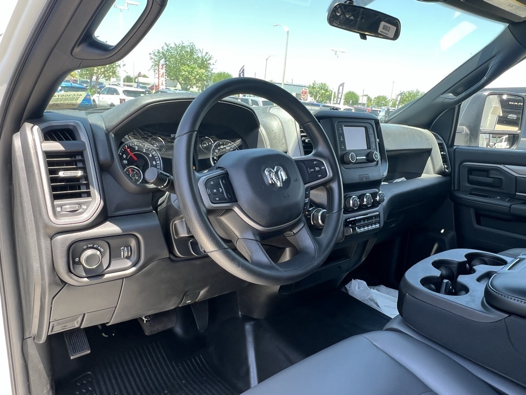 2024 Ram 3500 Tradesman Image 13 of 34