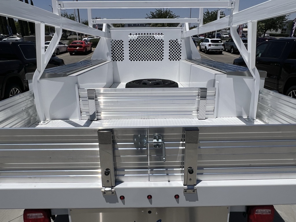 2024 Ram 3500 Tradesman Image 7 of 34