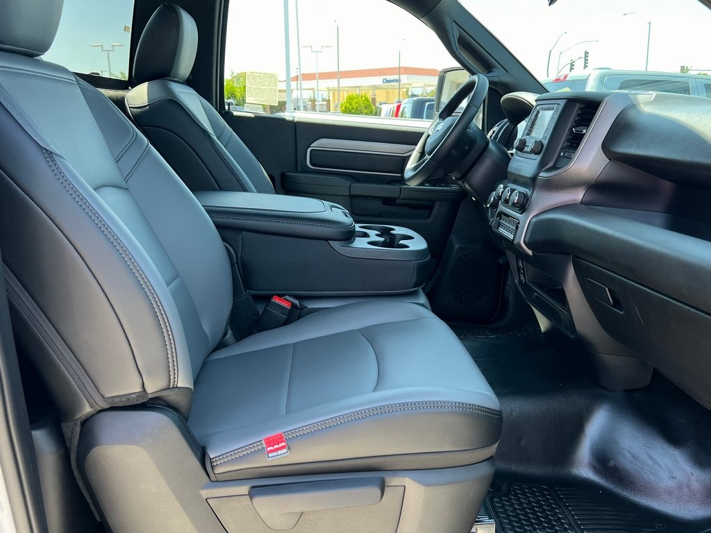 2024 Ram 3500 Tradesman Image 11 of 34