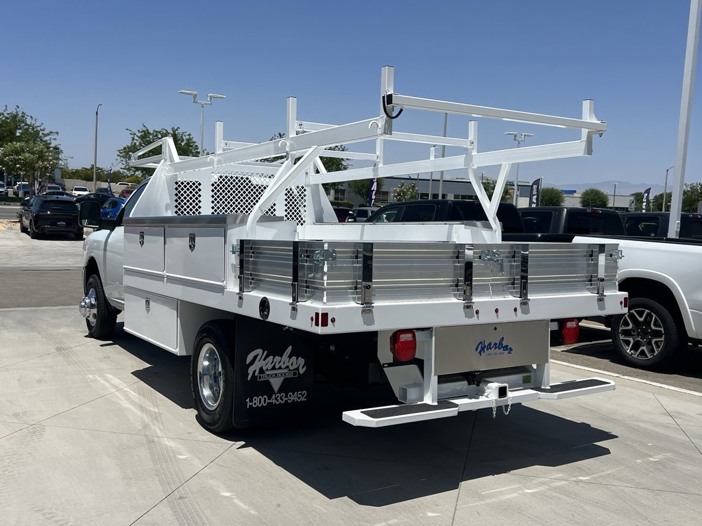 2024 Ram 3500 Tradesman Image 6 of 34