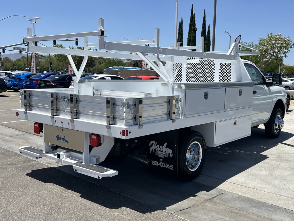 2024 Ram 3500 Tradesman Image 6 of 21