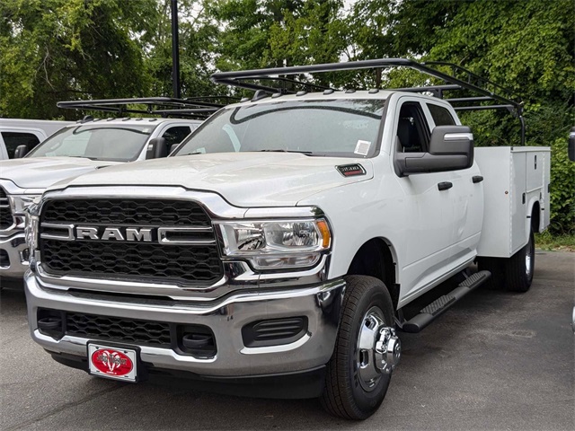 Vehicle image 1 of 39
