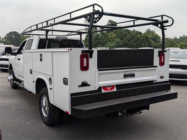 Vehicle image 6 of 39