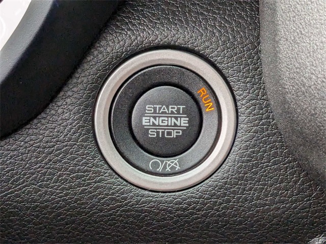 Vehicle image 28 of 39