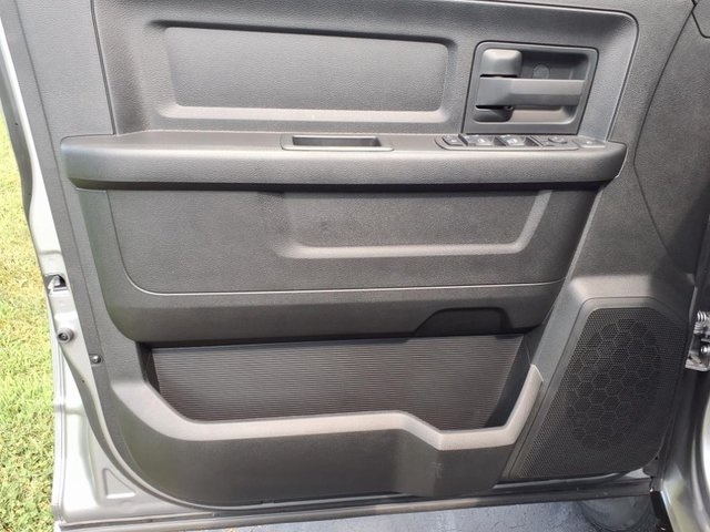 2024 Ram 3500 Tradesman Image 11 of 13