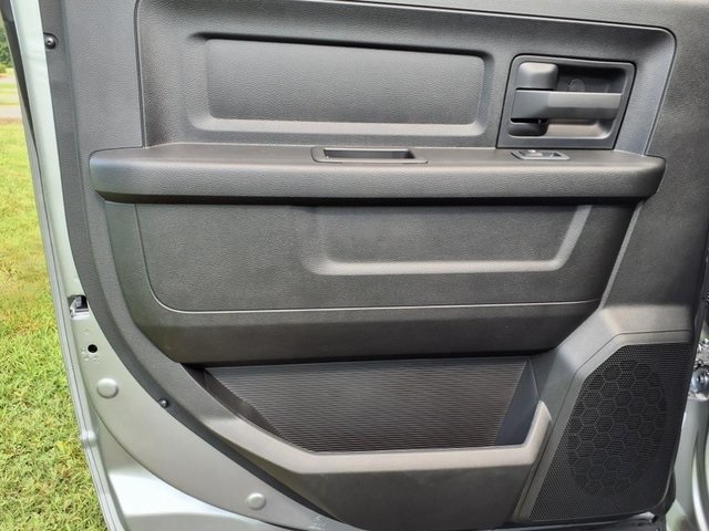 2024 Ram 3500 Tradesman Image 12 of 13