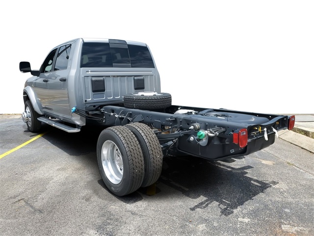 Vehicle image 3 of 23