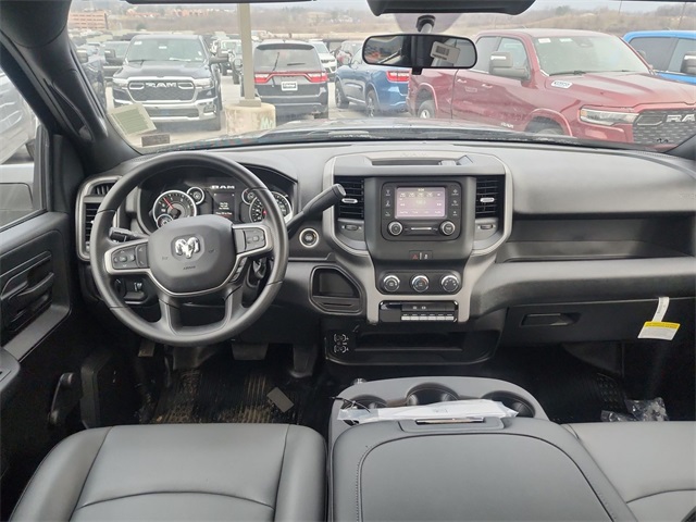 Vehicle image 7 of 10