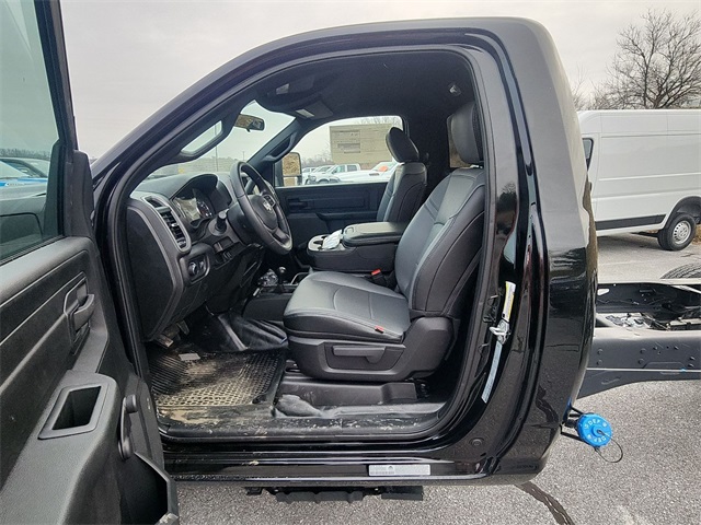Vehicle image 10 of 10