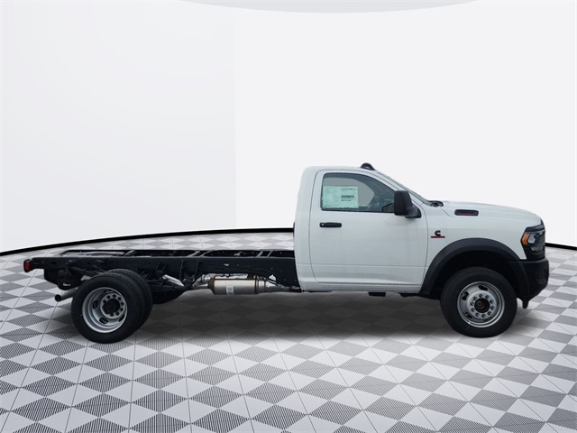 Vehicle image 5 of 10