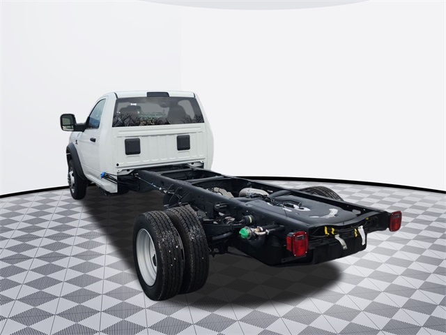 Vehicle image 3 of 10