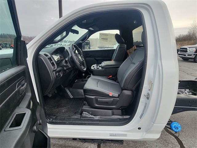 Vehicle image 10 of 10