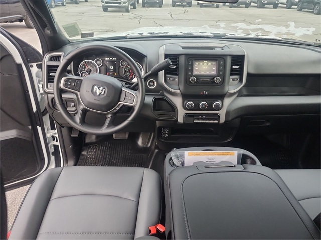Vehicle image 7 of 10