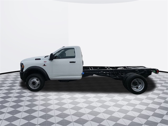 Vehicle image 2 of 10