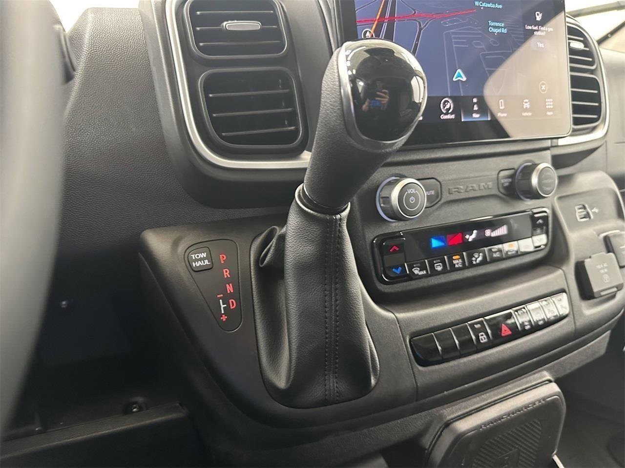2024 Ram ProMaster Cargo Van SLT+ Image 23 of 34