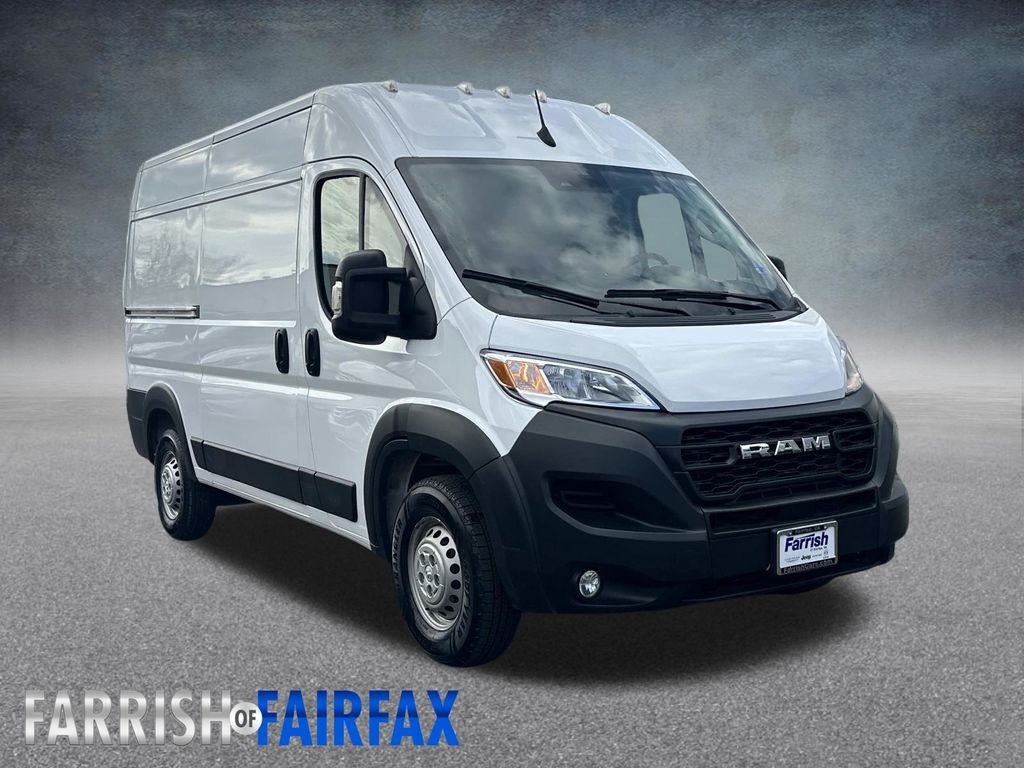 2024 Ram ProMaster Cargo Van Tradesman Image 3 of 23