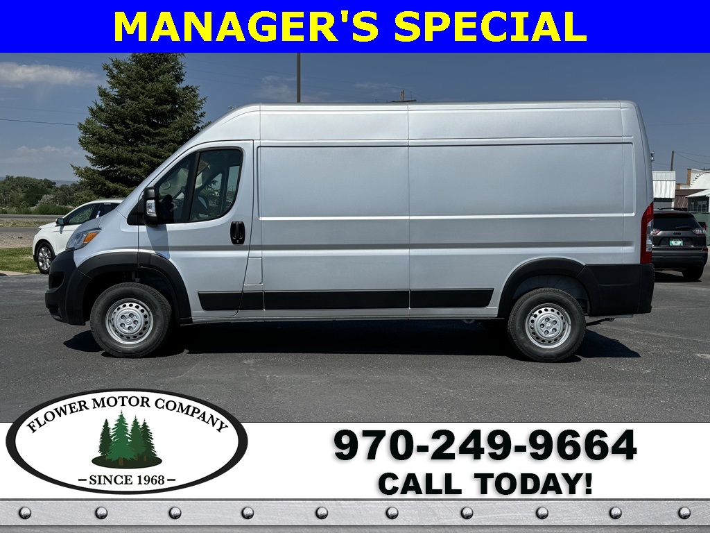 Vehicle image 5 of 15