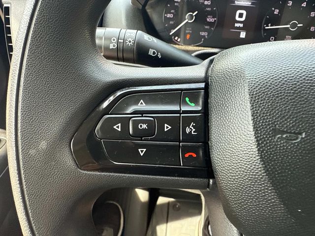 Vehicle image 29 of 36